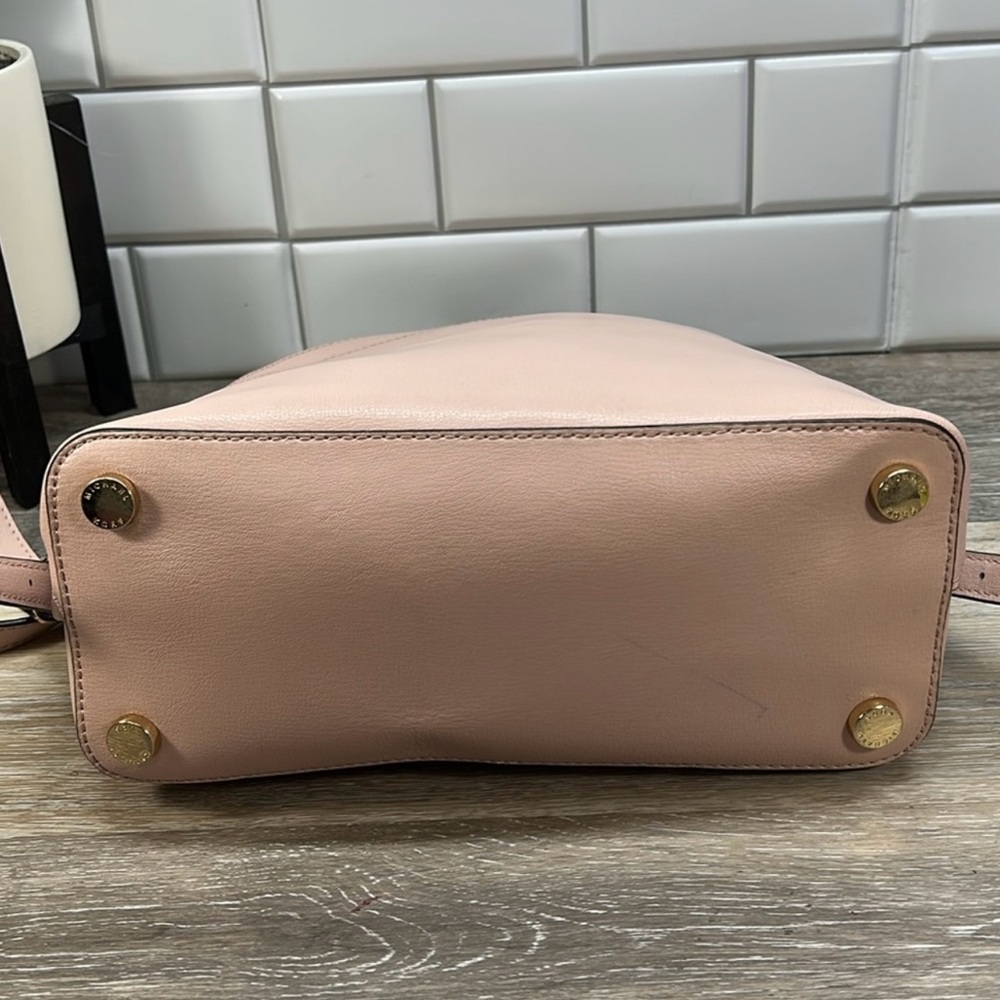 Michael Kors Emmy Backpack in Blossom-GUC! - Picture 3 of 7